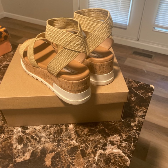 Steve Madden (Bandi) - Picture 3 of 3